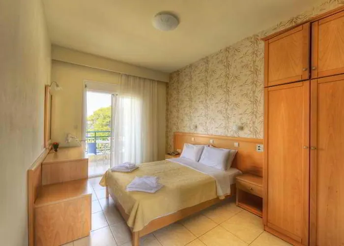 Akti Belvedere Color & Essence Hotel de apartamente 3*