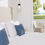 Akti Belvedere Color & Essence Lägenhetshotell 3*