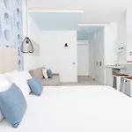 Lägenhetshotell Akti Belvedere Color & Essence 3*