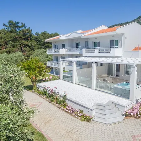 Akti Belvedere Color&essence Skala Rachoni (Thasos)