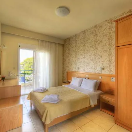 Akti Belvedere Color & Essence Aparthotel 2*